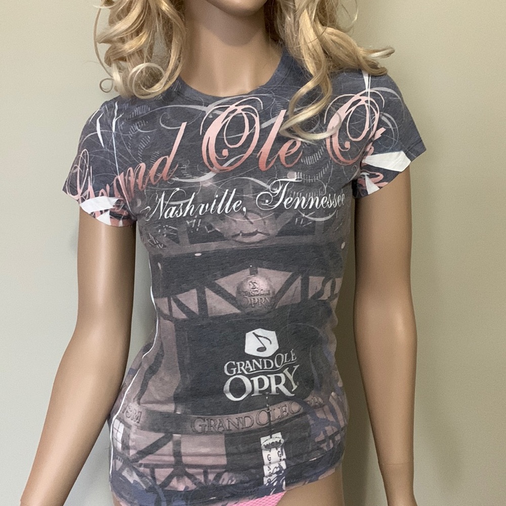 Grand Ole Opry Women's Short Sleeve Graphic Tee - Gray with Pink Script